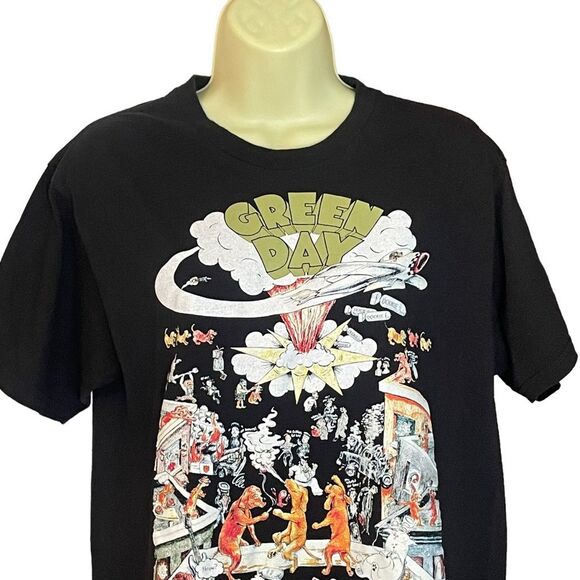 Green Day Black Dookie Short Sleeve T-shirt Unisex, size Medium - Picture 2 of 6